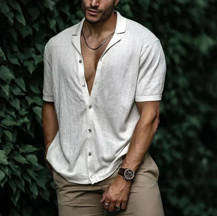 Men's Short Sleeve Button-Down Casual Shirt