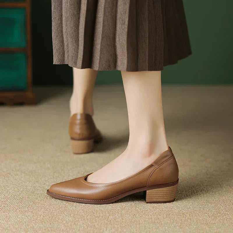 Women's Pointed-Toe Mid-Heel Pumps