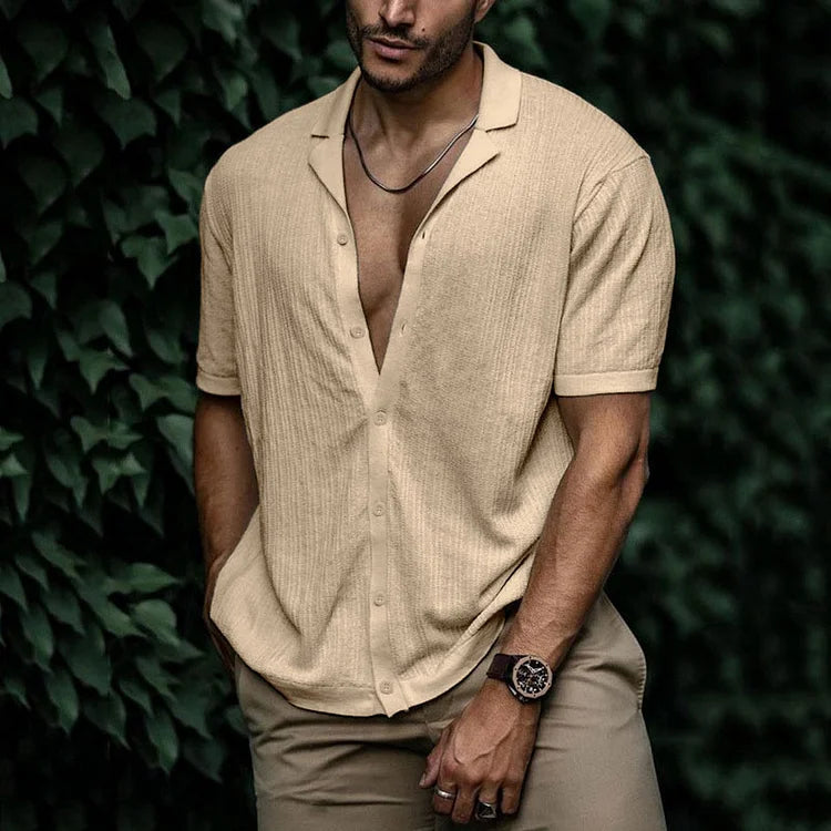 Men's Short Sleeve Button-Down Casual Shirt