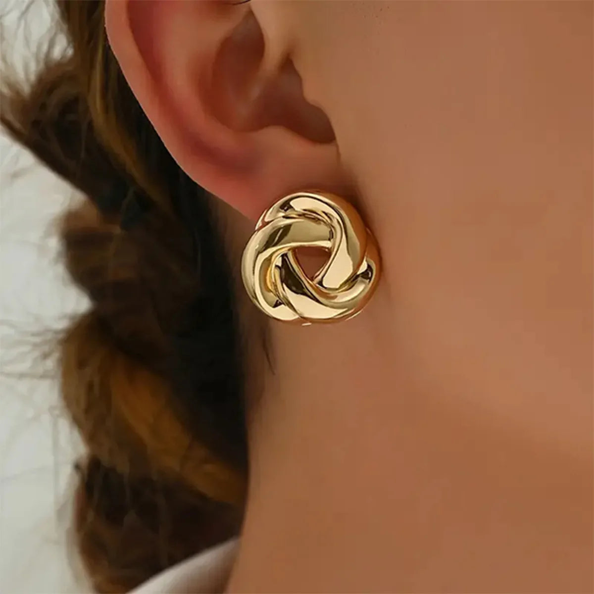 Women's Twist Snap-Closure Earrings