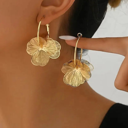 Women's Floral Snap Earrings